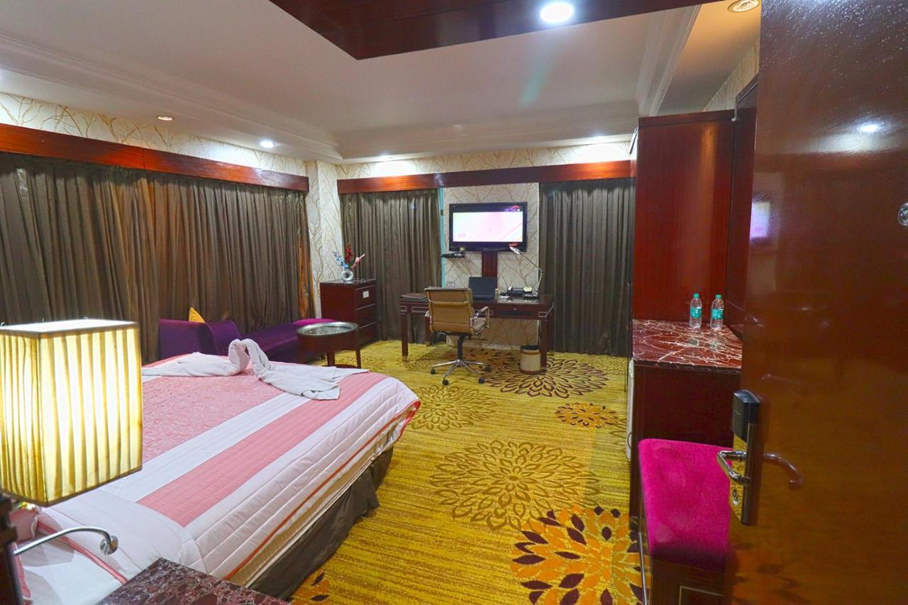 Skycity Hotel גורגאון מראה חיצוני תמונה