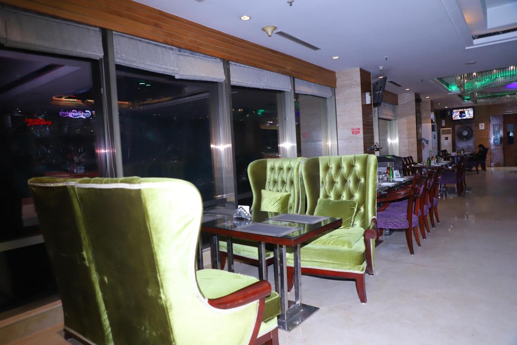Skycity Hotel גורגאון מראה חיצוני תמונה