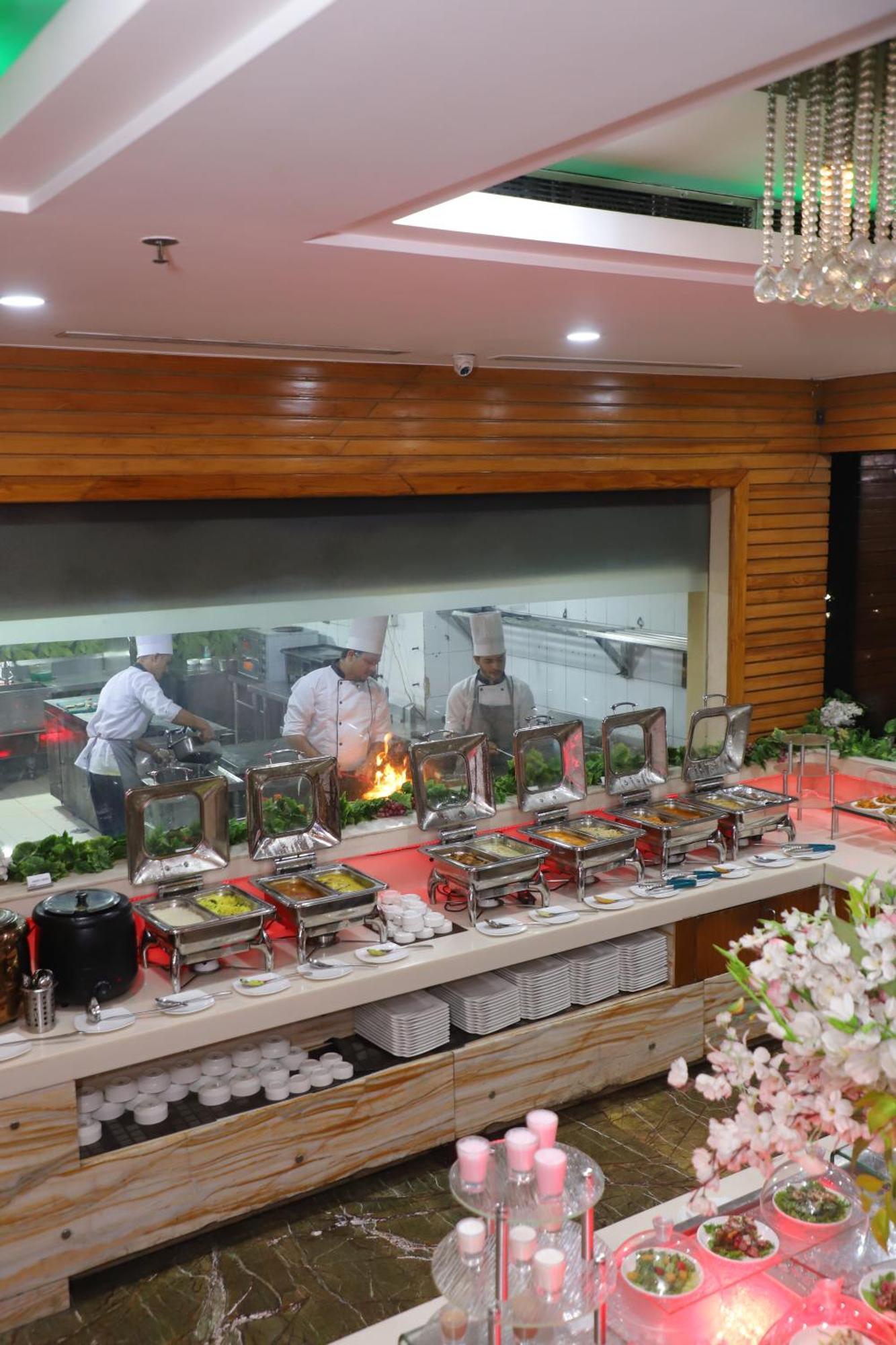 Skycity Hotel גורגאון מראה חיצוני תמונה