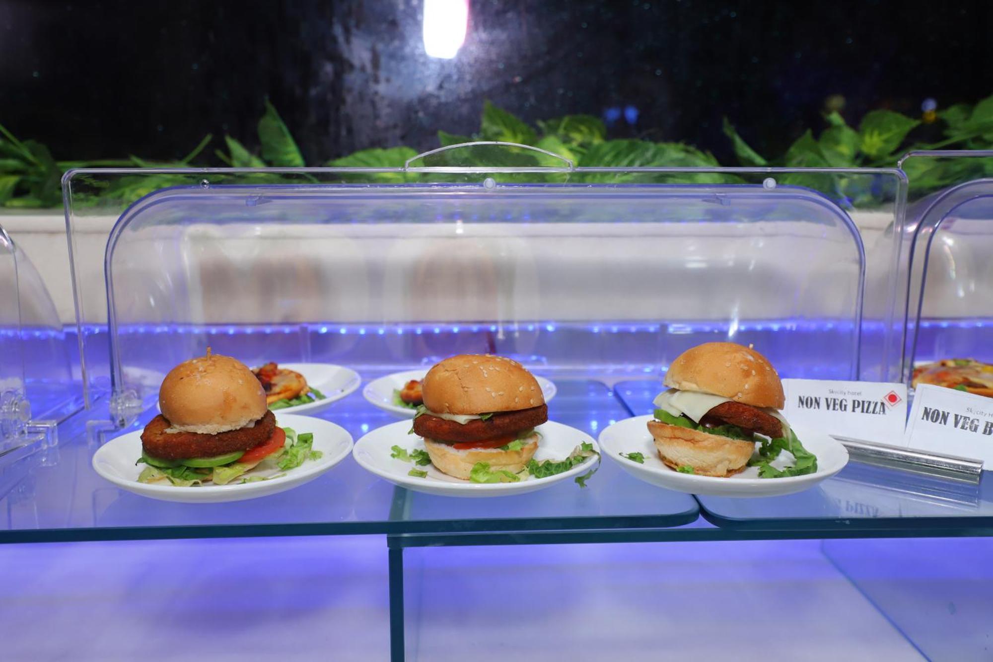 Skycity Hotel גורגאון מראה חיצוני תמונה
